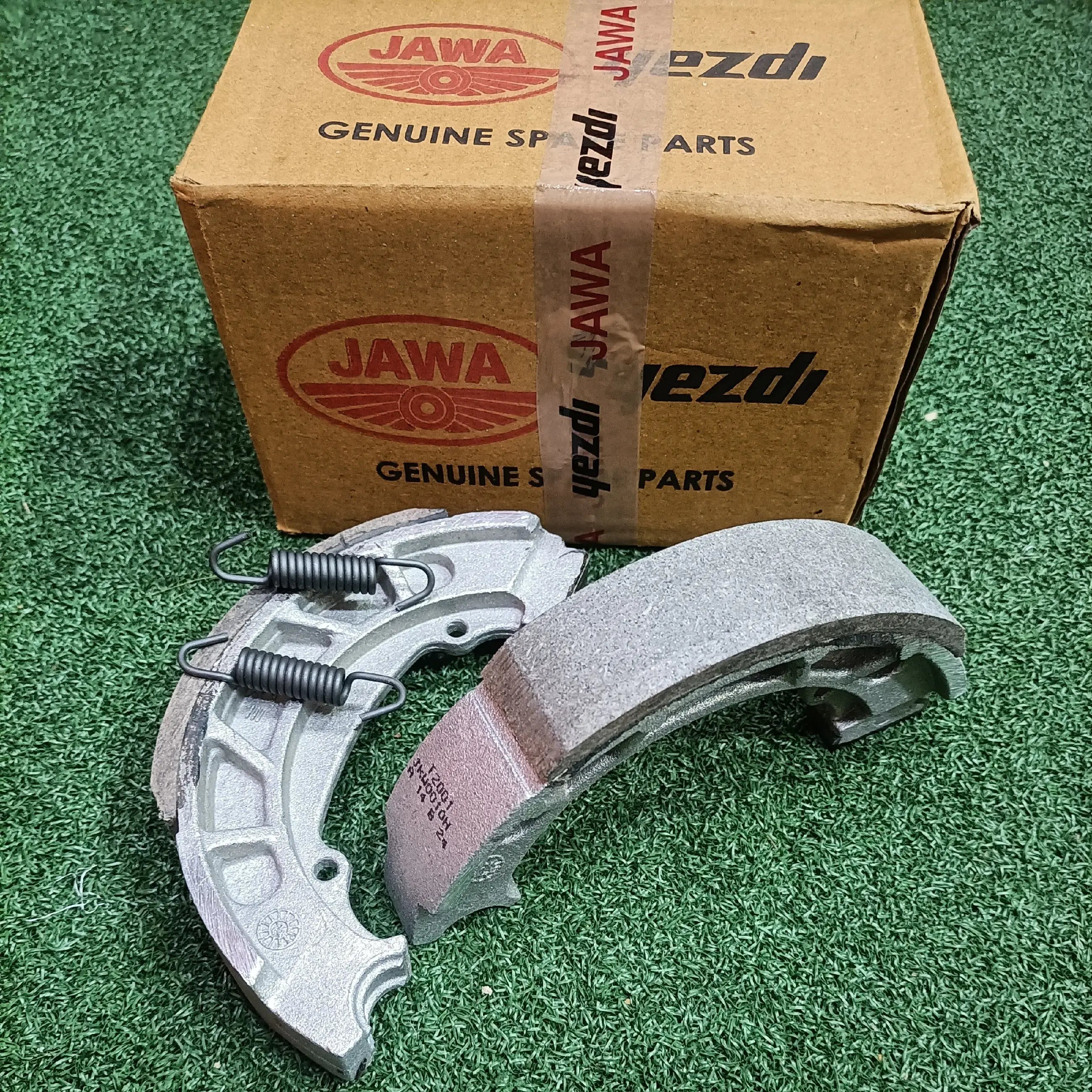 BRAKE SHOES JAWA 42