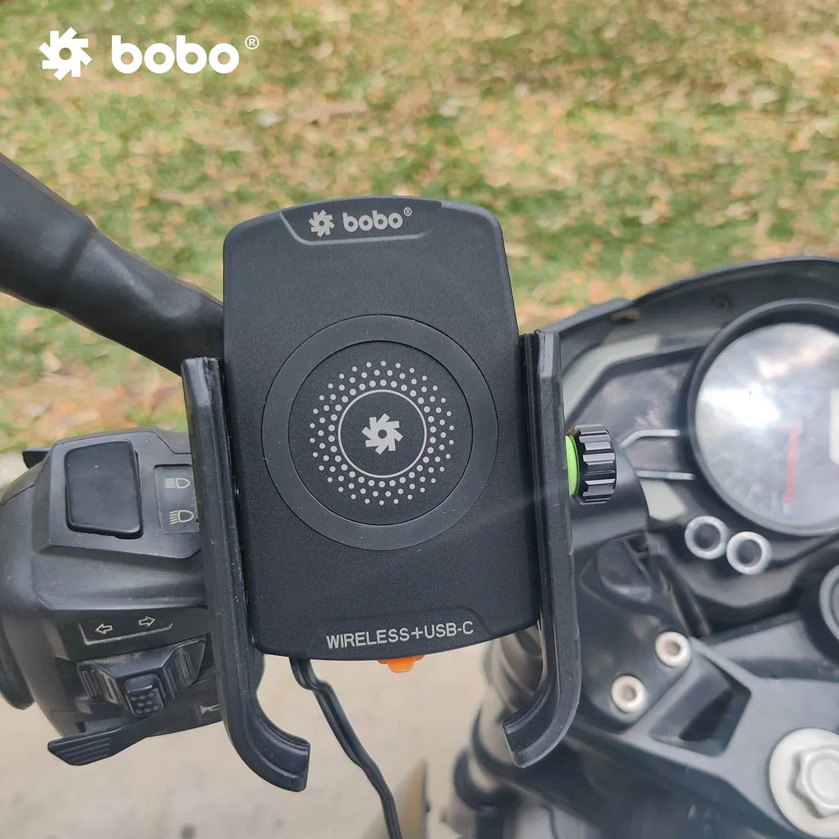 BOBO BM12 Bike Phone Holder with Fast 15W Wireless & USB-C Charger - View 4