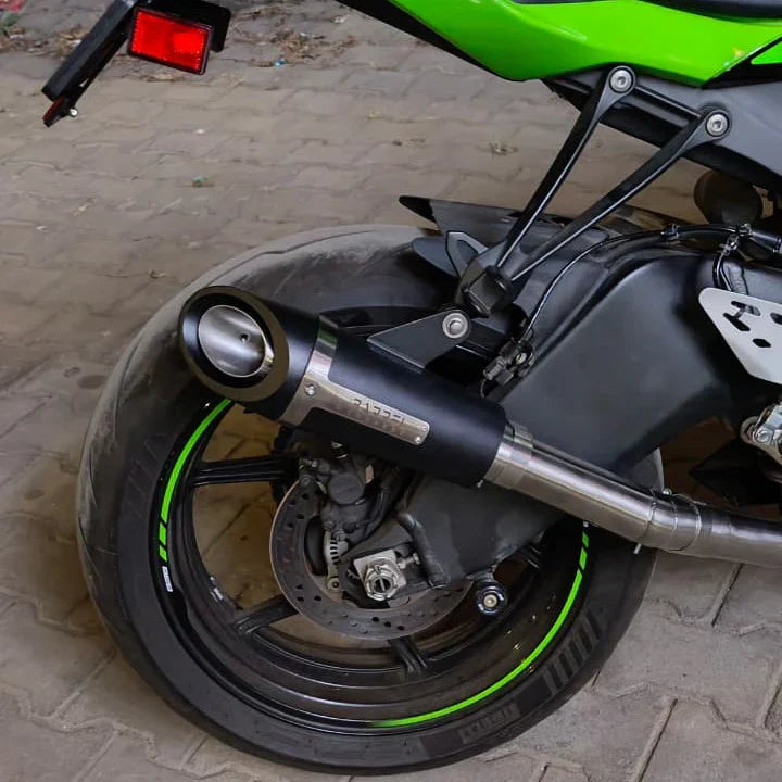 Barrel Outlaw 2.0 Slip-On Exhaust with Mid Pipe for Kawasaki ZX-6R (2025) | 304 Stainless Steel Performance Exhaust - View 2
